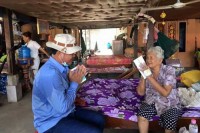 ឯកឧត្ដម សួន បវរ អភិបាលខេត្តបានចុះសម្អាតតាមមាត់ស្ទឹងមង្គលបូរី