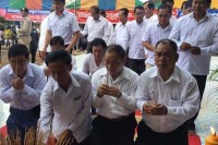 ថ្នាក់ដឹកនាំខេត្តបន្ទាយមានជ័យ និងមន្រ្តី រាជការគ្រប់ស្ថាប័នប្រារព្ធទិវា ២០ ឧសភា នៅវត្តសុភមង្គល