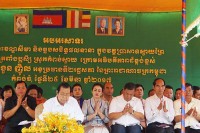 សម្ដេច វិបុល សេនាភក្ដី សាយ ឈុំ ប្រមុខរដ្ថ ស្ដីទីបានអញ្ជើញ ចូលរួម ក្នុងពិធី សម្ភោធ សាលាគណខណ្ឌ