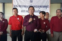 ឯកឧត្តម លី សារី ប្រធានគណៈ កម្មាធិការសាខា កាកបាទ ក្រហមខេត្ត