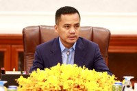 ឯកឧត្តមអភិសន្តិបណ្ឌិត ស សុខា អញ្ជើញដឹកនាំកិច្ចប្រជុំពិនិត្យវឌ្ឍនភាពការងារ និងពិភាក្សាអំពីដំណើរការរៀបចំវេទិការវាងរាជរដ្ឋាភិបាល និងរដ្ឋបាលថ្នាក់ក្រោមជាតិ